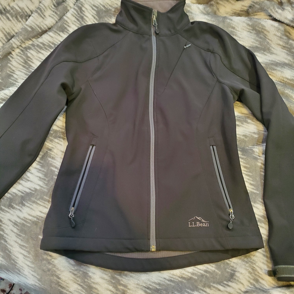 L.L. Bean Women's Black & Dark Gray Ski Jacket